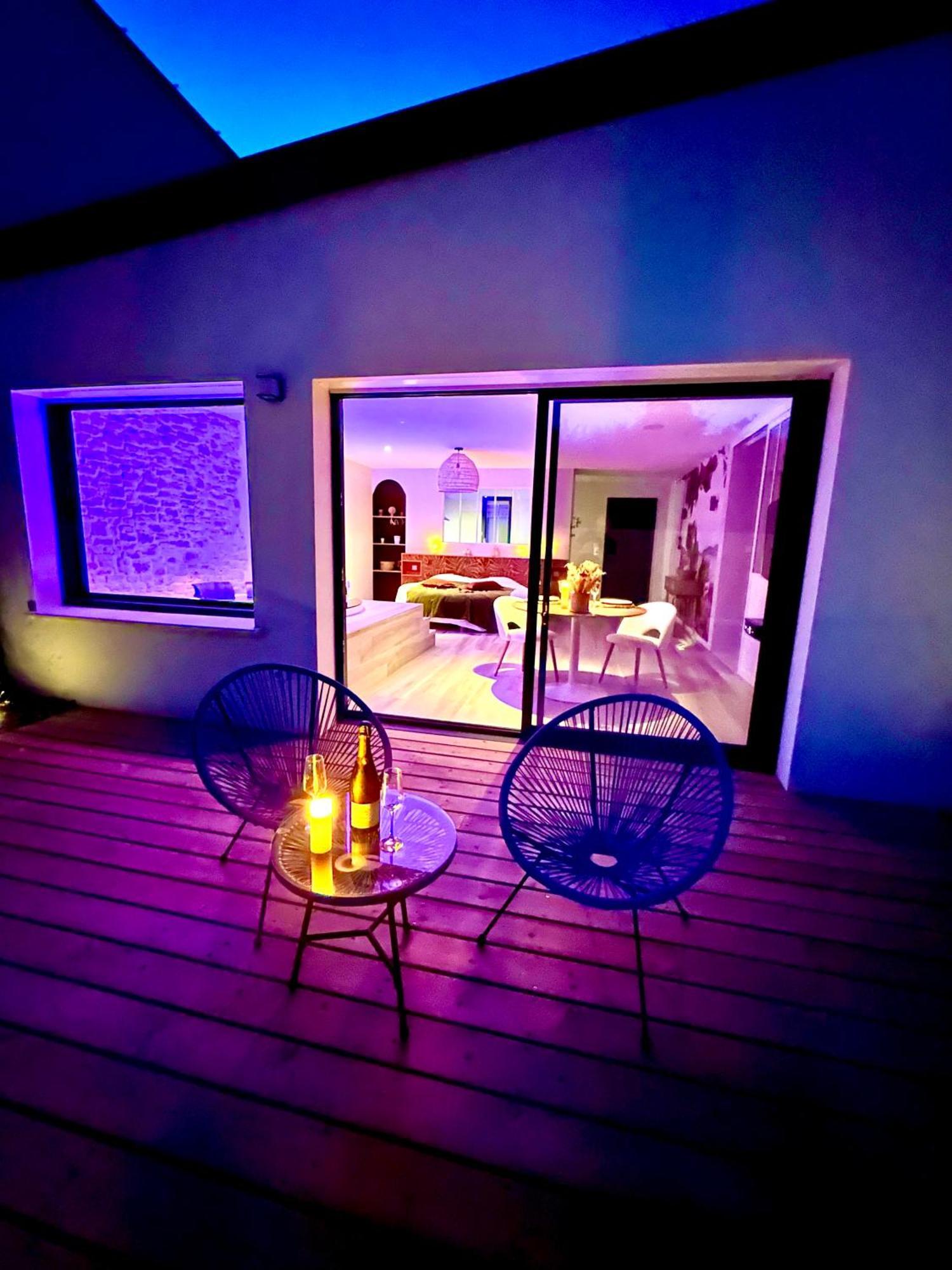 Les Suites Du Payre - Suite Romance Saint-Hilaire-de-Talmont Bagian luar foto