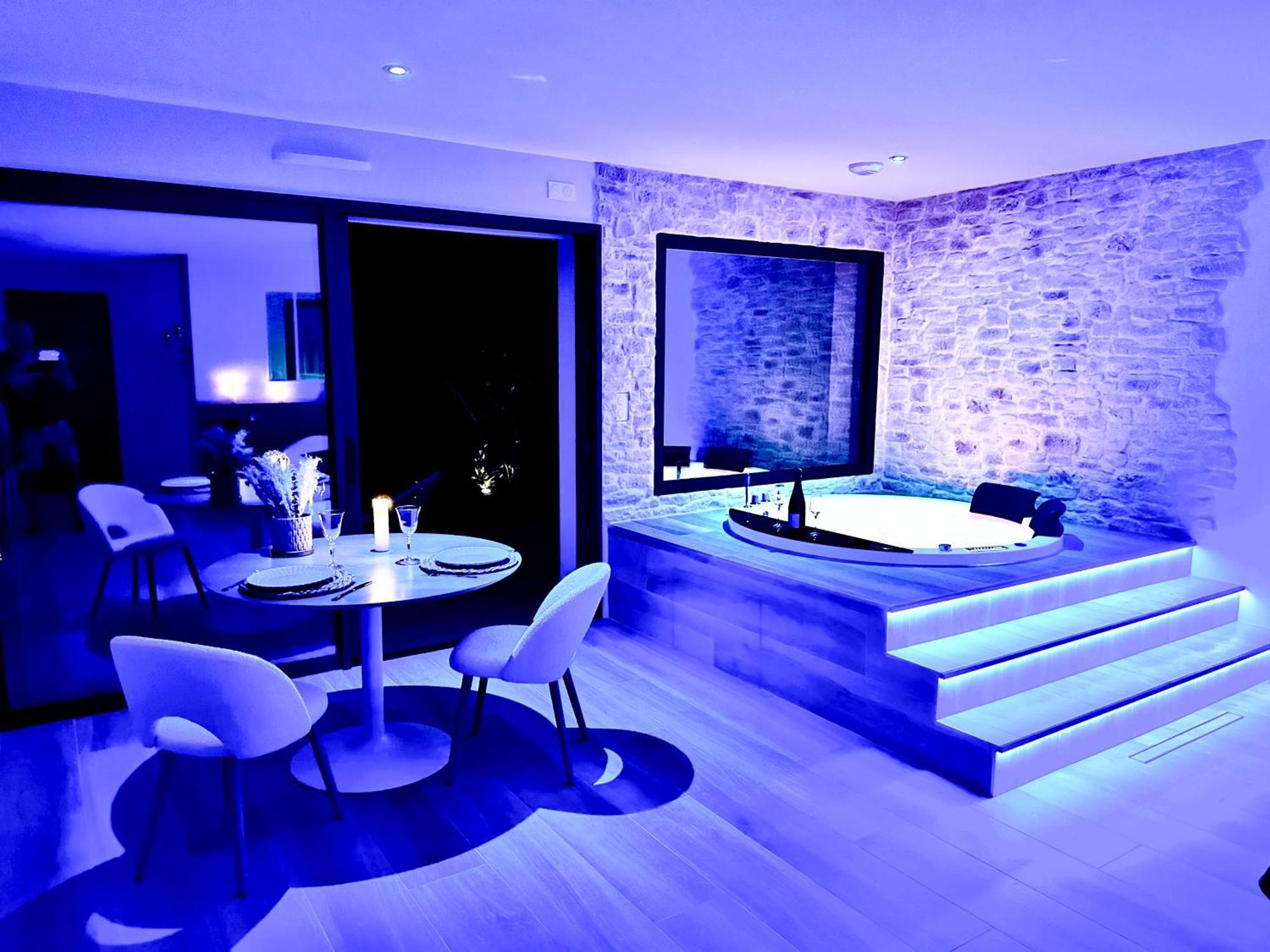 Les Suites Du Payre - Suite Romance Saint-Hilaire-de-Talmont Bagian luar foto