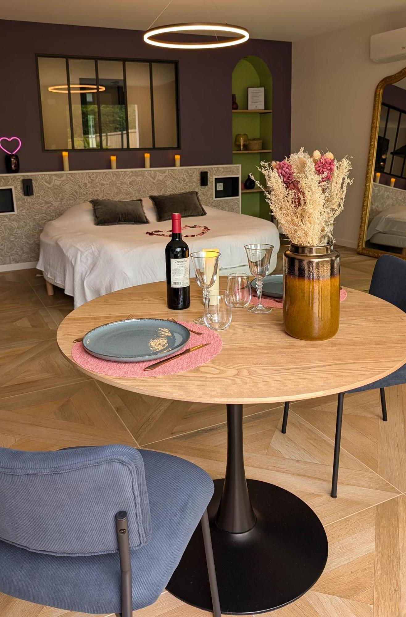 Les Suites Du Payre - Suite Romance Saint-Hilaire-de-Talmont Bagian luar foto