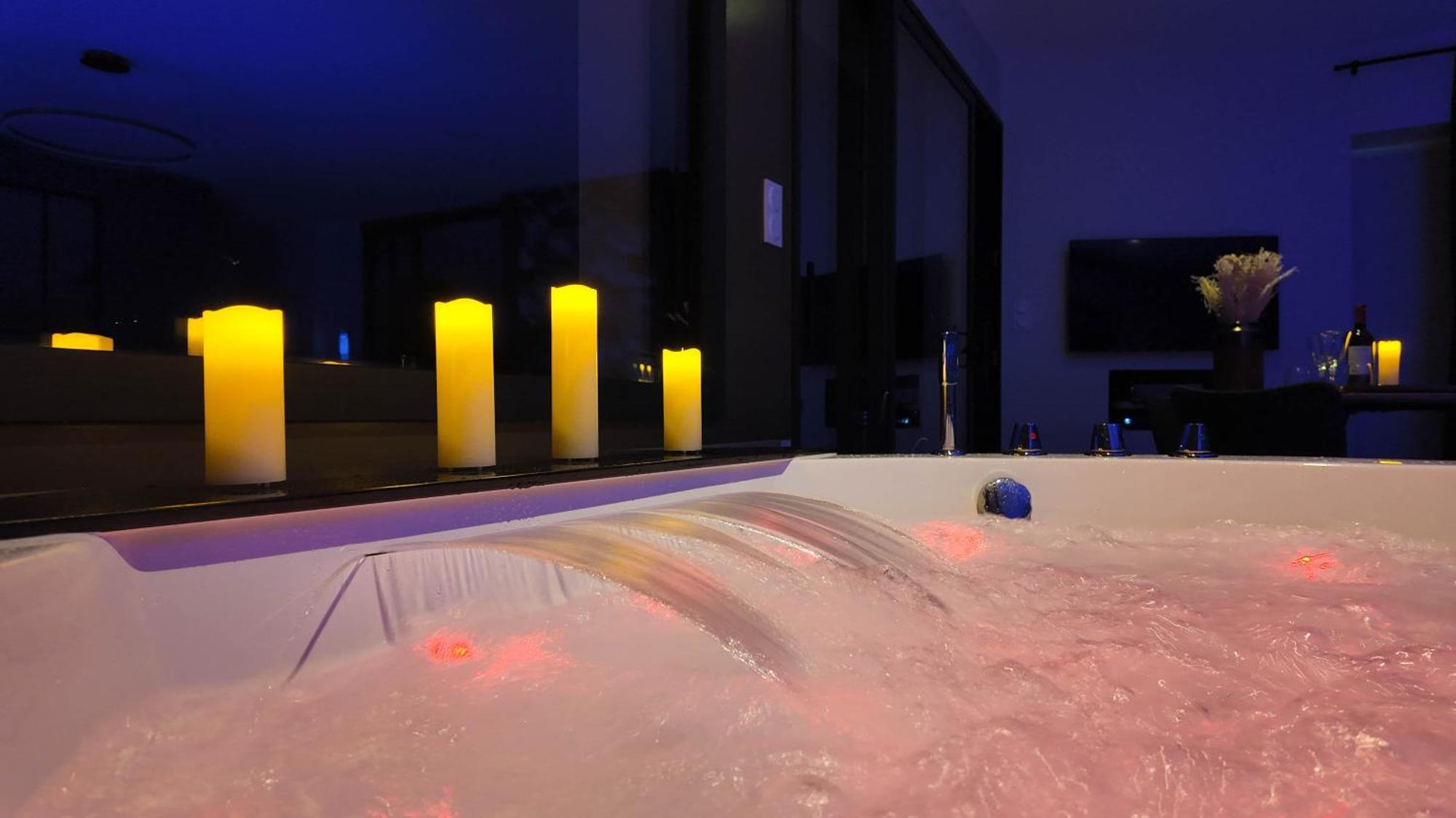 Les Suites Du Payre - Suite Romance Saint-Hilaire-de-Talmont Bagian luar foto